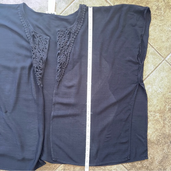 The Pioneer Woman Crochet Front Ruana Layering Piece - Black - Picture 6 of 12